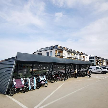 Klimatyzowany Apartament Blue , Sarbinowo Parking Basen Exterior photo